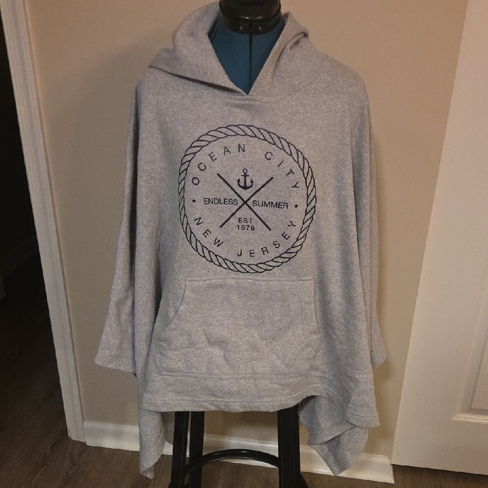 Gray Ocean City Hooded Poncho